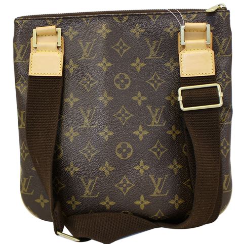 louis vuitton crossbody bag pochette.